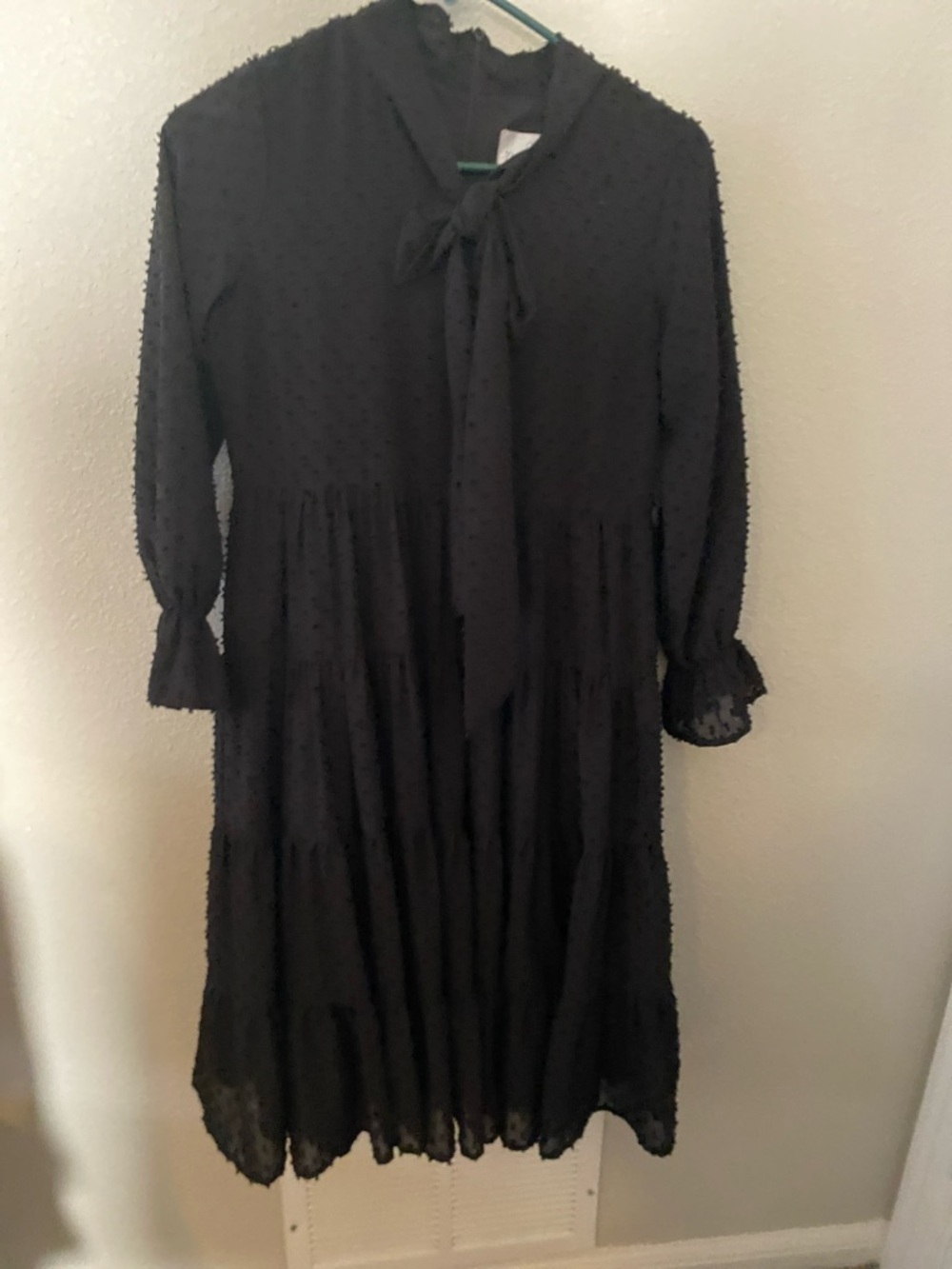 Dainty Jewells Black Tie-Neck Tiered Dress